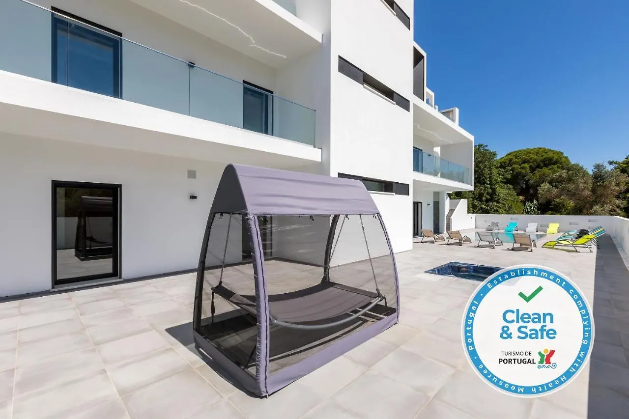 Luxury 47 Villa Albufeira 0*,  Portugal