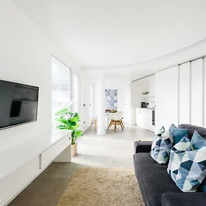  Apartment Casas Barulho Penthouse Old Town